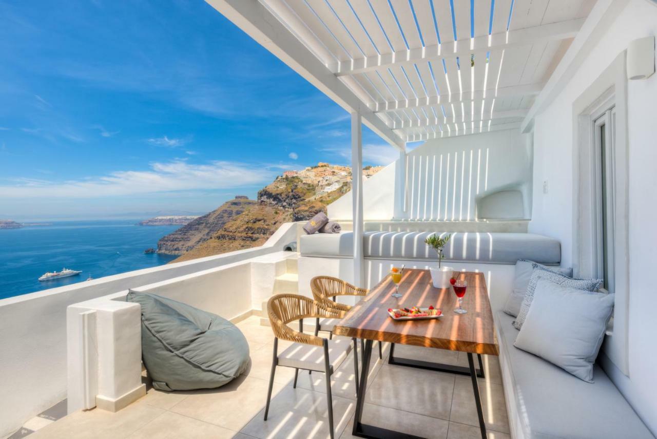 Iriana Suites Fira  Esterno foto